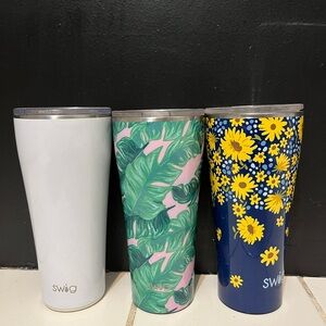 3 32 oz swig cups! Price for all!